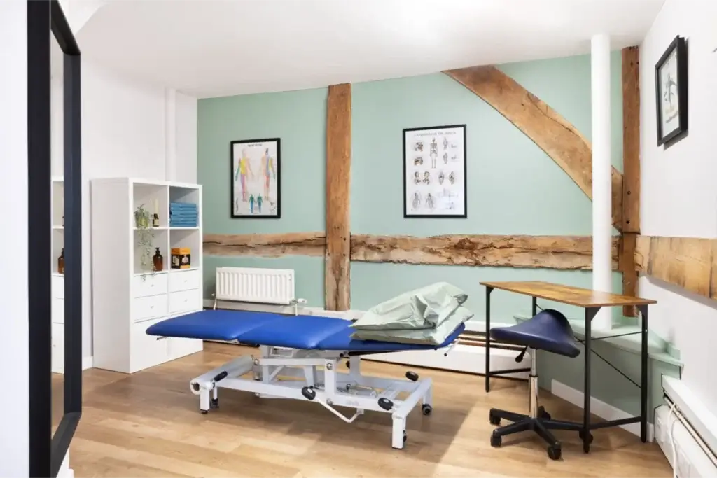 Osteopathy Treatment room, at Beaconsfield health hub, used for osteopathy, physiotherapy, Mummy mot, orthotics appointments and sports massage.